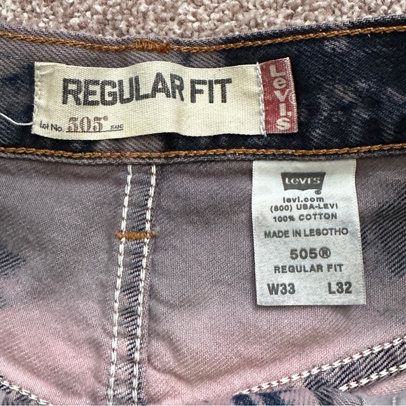 Levi’s 505 Denim Cutoffs Bleach Dye Purple Blue Shorts Size 32 Vintage Upcycled - Picture 14 of 14